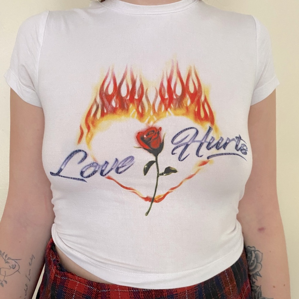 graphic crop top